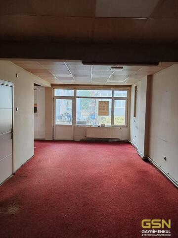 10-GÖLCÜK ÇARŞI İÇİNDE  UYGUN FİYATA KOMPLE SATILIK 3 KATLI TİCARİ BİNA